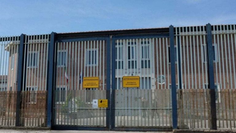 Carceri, il sindacato Uspp: ad Avellino pugni, testate e sprangate ad agenti