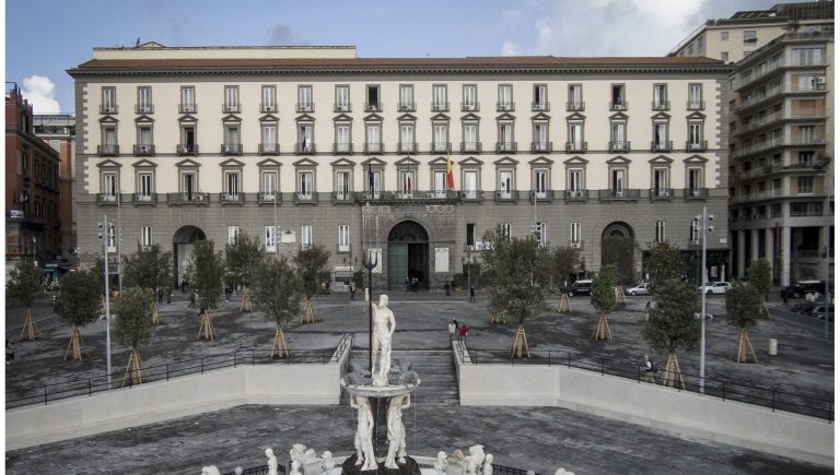 Napoli, il concorso flop: solo 15 tecnici superano le prove per 111 posti disponibili, boom di bocciati