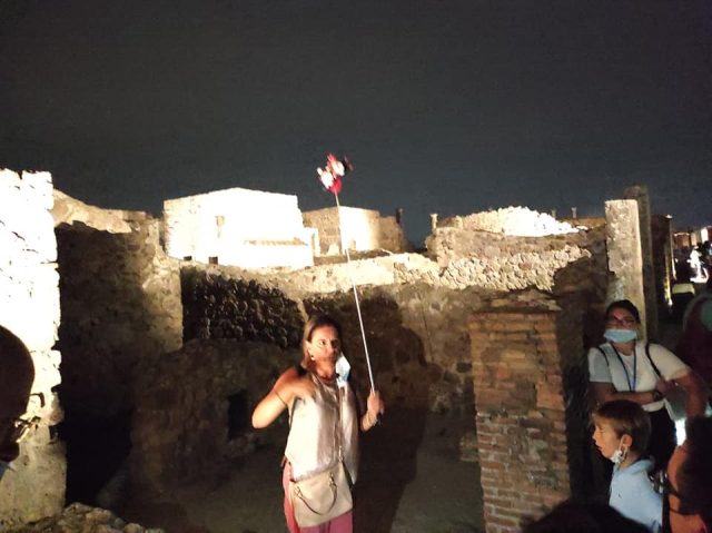 Passeggiate Archeologiche tra gli antichi patrimoni di Napoli, Pompei, Ercolano e Stabiae