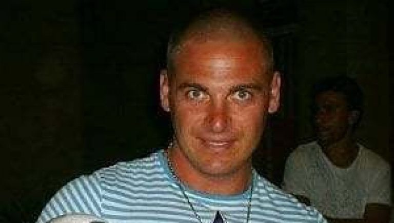 Tatuatore assassinato: è una vittima innocente ma non per il Viminale Tatuatore assassinato: è una vittima innocente ma non per il Viminale