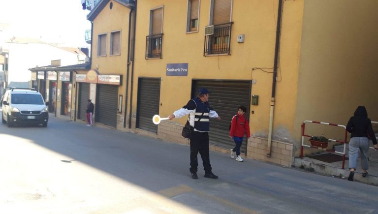 Donato, 61 anni, è il primo “nonno vigile” di Vietri di Potenza