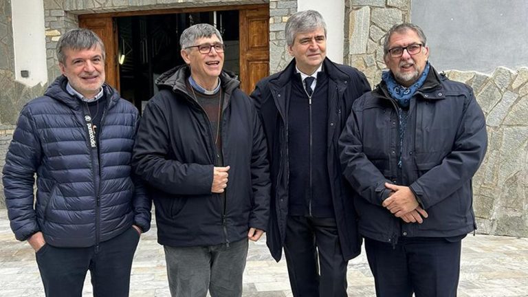 Il sottosegretario alla Cultura: “Il Piccolo coro di Caivano nascerà entro settembre” Il sottosegretario alla Cultura: “Il Piccolo coro di Caivano nascerà entro settembre”