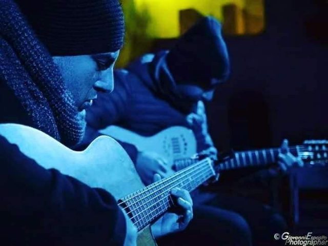 Neapolitan Gipsy Jazz e omaggi a Pino Daniele nella Galleria Borbonica di Napoli Neapolitan Gipsy Jazz e omaggi a Pino Daniele nella Galleria Borbonica di Napoli