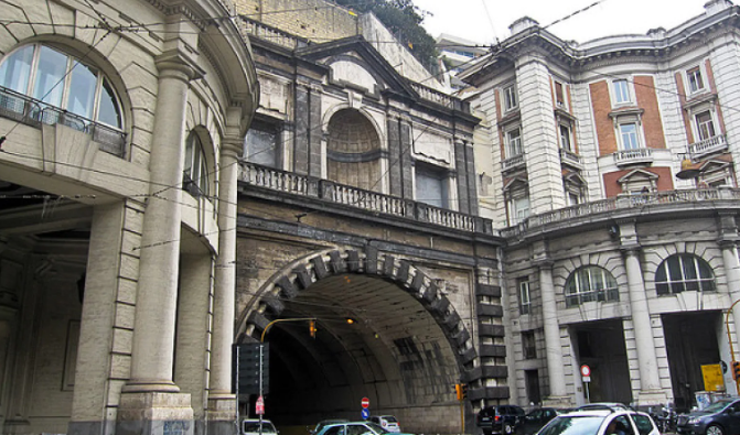 Dispositivo di circolazione temporaneo nella Galleria Vittoria e nella Galleria Laziale per la configurazione degli impianti di monitoraggio intelligente