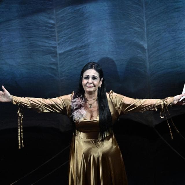 Musicista ucciso a Napoli, la madre Daniela Di Maggio: “Candidata alle Europee? Pronta a correre per il Sud” Musicista ucciso a Napoli, la madre Daniela Di Maggio: “Candidata alle Europee? Pronta a correre per il Sud”