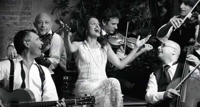 Noa e il Solis String Quartet in concerto al Trianon Viviani con ospite Valentina Stella Noa e il Solis String Quartet in concerto al Trianon Viviani con ospite Valentina Stella