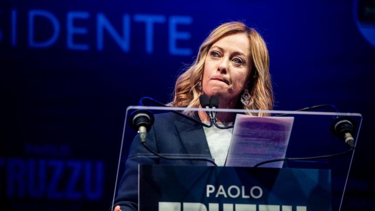 Un voto on line contro l’Autonomia