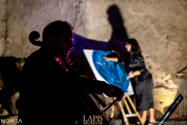 Una Luna al Museo: a Napoli performance d’arte nel Decumano Sommerso Una Luna al Museo: a Napoli performance d’arte nel Decumano Sommerso