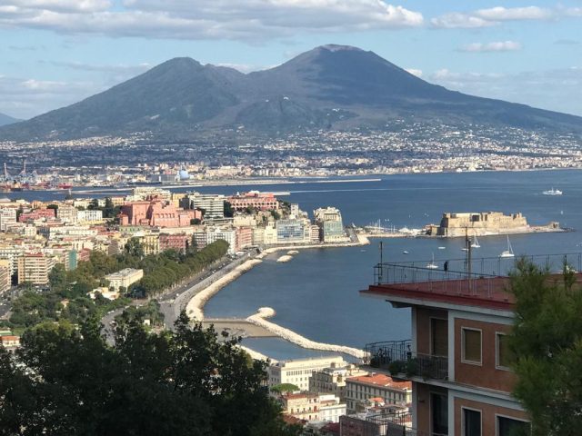 Cosa fare a Napoli durante la settimana dal 18 al 23 marzo 2024: il Lunedì di Napoli da Vivere Cosa fare a Napoli durante la settimana dal 18 al 23 marzo 2024: il Lunedì di Napoli da Vivere