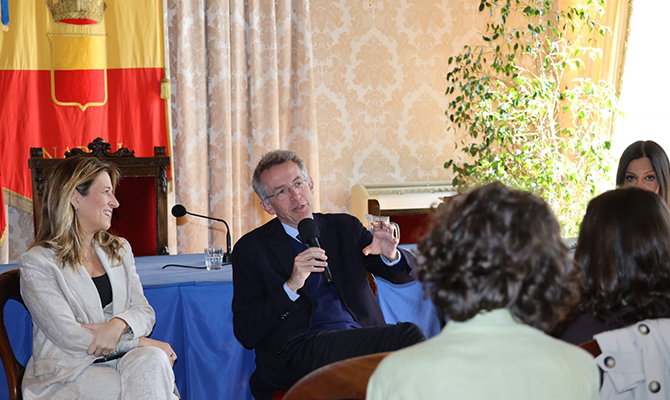 Due percorsi per le competenze trasversali e l’orientamento degli studenti