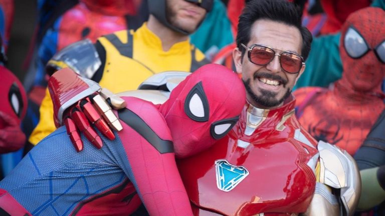 Facce da Comicon tra cosplayer e tanto pubblico: oggi ultimo giorno del festival alla Mostra d’Oltremare Facce da Comicon tra cosplayer e tanto pubblico: oggi ultimo giorno del festival alla Mostra d’Oltremare