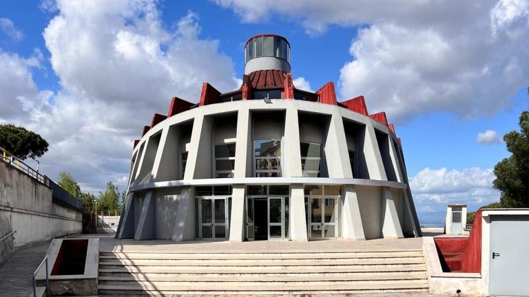 Le chiese della periferia centri di cultura: 32 nuovi spazi gratis per iniziative ed eventi Le chiese della periferia centri di cultura: 32 nuovi spazi gratis per iniziative ed eventi