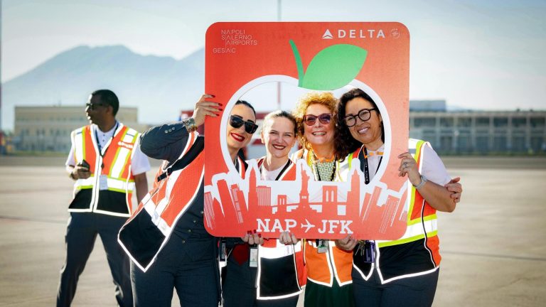 Atterrato a Capodichino il primo volo Delta Air Lines dall’aeroporto Jfk di New York