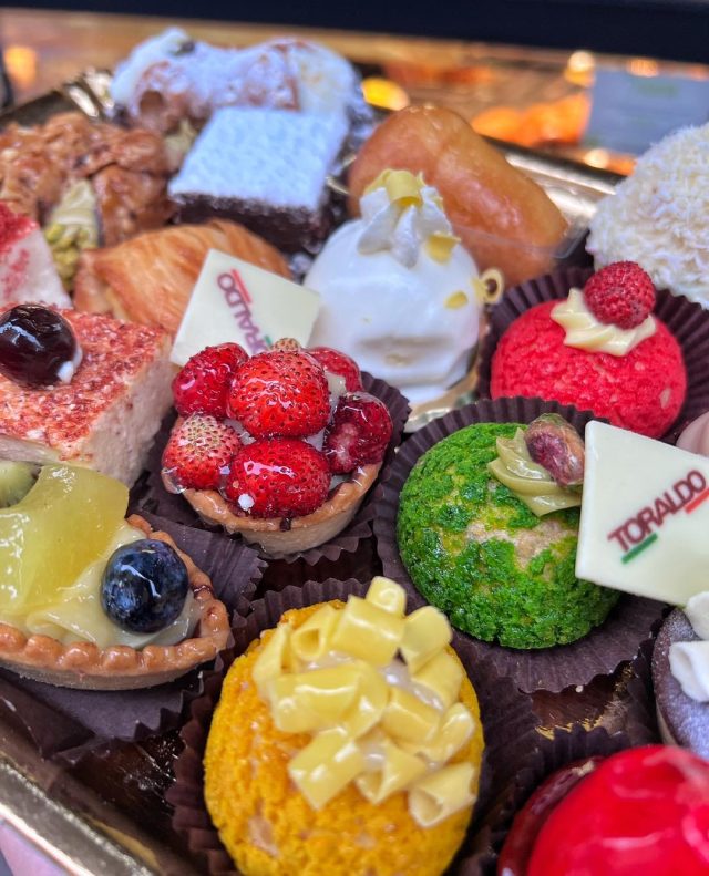 Pasticceria Gran Caffetteria Toraldo: Il Salotto del Vomero a via Luca Giordano