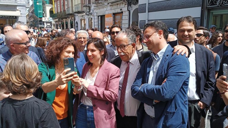 Premierato, Schlein: “Non si è mai vista una sedicente patriota spaccare l’Italia” Premierato, Schlein: “Non si è mai vista una sedicente patriota spaccare l’Italia”