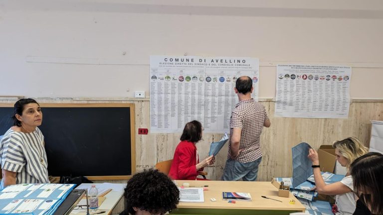 Comunali, Laura Nargi vince ad Avellino, prima sindaca donna. Vittoria del Pd nei centri maggiori Comunali, Laura Nargi vince ad Avellino, prima sindaca donna. Vittoria del Pd nei centri maggiori