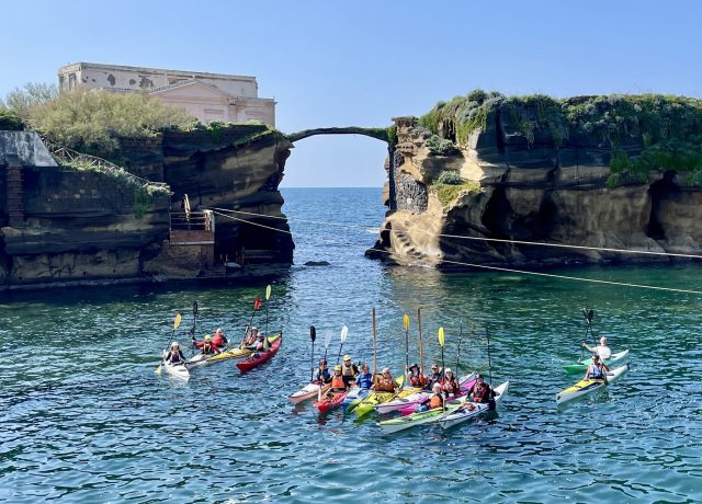 La spiaggia libera della Gaiola a Napoli: come prenotare l’accesso gratuito per l’estate 2024 La spiaggia libera della Gaiola a Napoli: come prenotare l’accesso gratuito per l’estate 2024