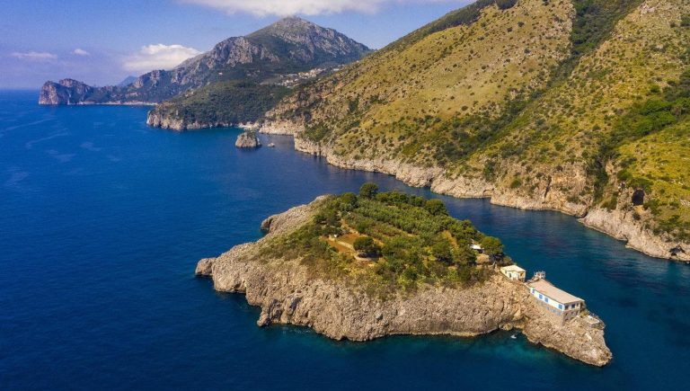 Punta Campanella, ecco il nuovo campo boe tra Isca e Crapolla