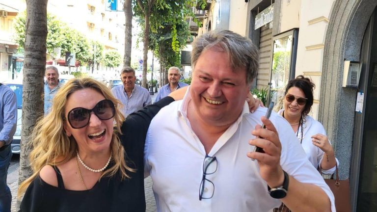 Torre Annunziata, il primario delle frasi omofobe sconfitto dal centrosinistra di Corrado Cuccurullo