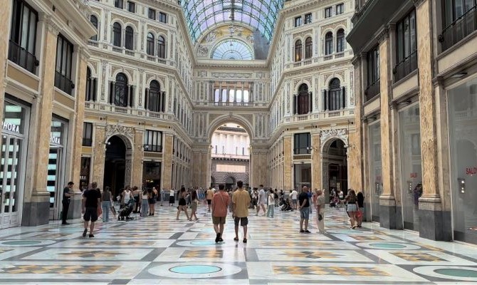 Galleria Umberto I, con il restauro anche nuova gestione degli spazi