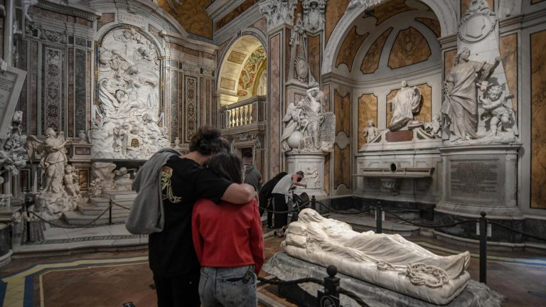 Cristo Velato e quella pistola sugli occhiali, arriva lo stop del giudice