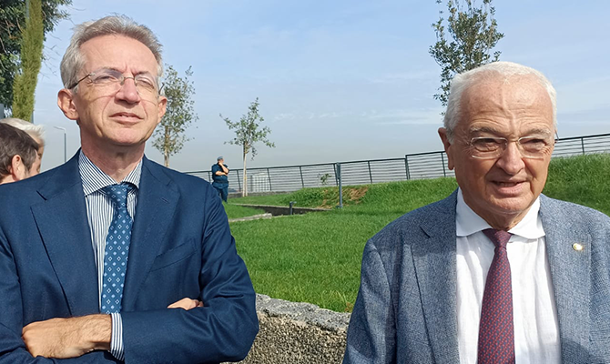 Euploia, opere e installazioni per gli spazi dell’ascensore che conduce al Monte Echia Euploia, opere e installazioni per gli spazi dell’ascensore che conduce al Monte Echia