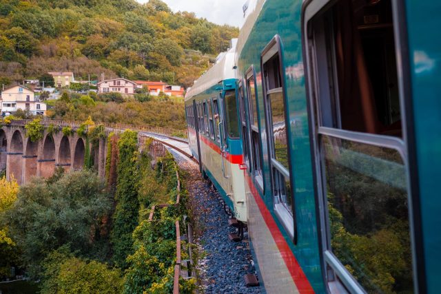 Il Treno delle mongolfiere: un Treno storico da Napoli a Fragneto Monforte per il Festival delle Mongolfiere Il Treno delle mongolfiere: un Treno storico da Napoli a Fragneto Monforte per il Festival delle Mongolfiere