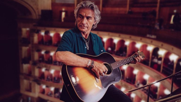 Ligabue al San Carlo: “Che emozione suonare con mio figlio Lenny” Ligabue al San Carlo: “Che emozione suonare con mio figlio Lenny”
