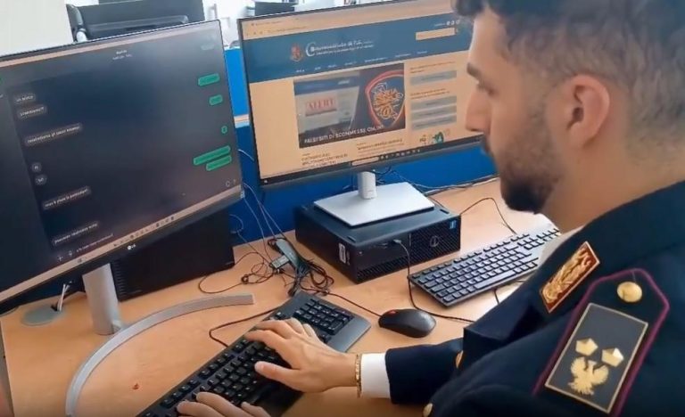 Pedopornografia, tre arresti: ci sono un prete e un membro delle forze dell’ordine Pedopornografia, tre arresti: ci sono un prete e un membro delle forze dell’ordine