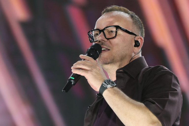 18enne ucciso a Napoli, l’appello di Gigi D’Alessio 18enne ucciso a Napoli, l’appello di Gigi D’Alessio