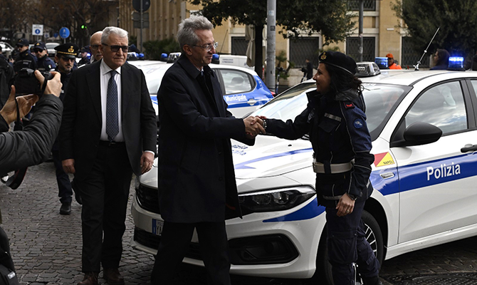 Più mezzi per il controllo del territorio, 52 nuove autovetture in dotazione alla Polizia Locale