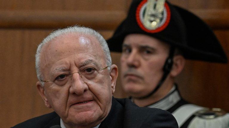 De Luca: “Su Progetto Faro piena collaborazione col Comune di Napoli” De Luca: “Su Progetto Faro piena collaborazione col Comune di Napoli”