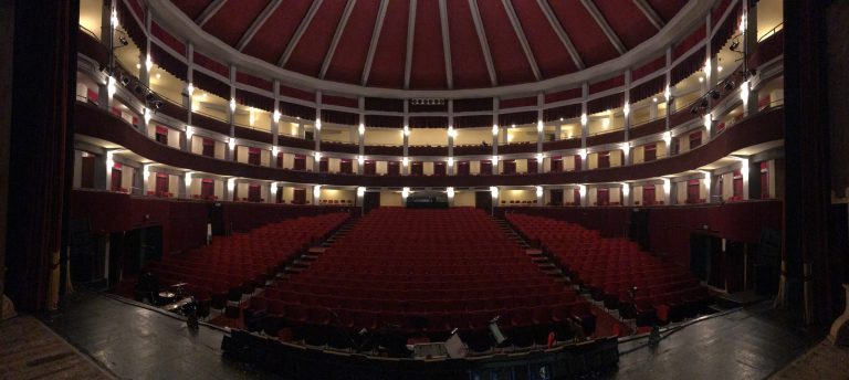 Masaniello: il Musical di Tato Russo al Teatro Politeama di Napoli con 50 artisti sul palco Masaniello: il Musical di Tato Russo al Teatro Politeama di Napoli con 50 artisti sul palco