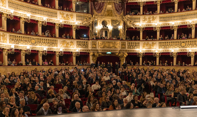 Grande successo per la proiezione di Napoli Milionaria!