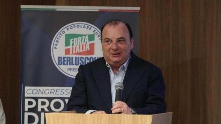 Il passo indietro di Martusciello: “Non rientro fra i candidati alla Regione” Il passo indietro di Martusciello: “Non rientro fra i candidati alla Regione”