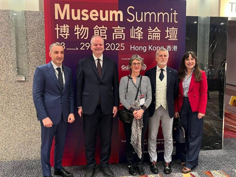 La ‘rivoluzione’ di Capodimonte a Hong Kong La ‘rivoluzione’ di Capodimonte a Hong Kong