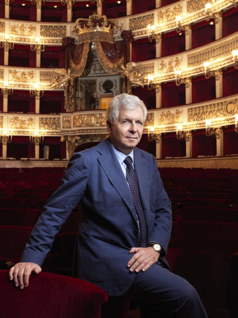 Teatro San Carlo, finisce il mandato del sovrintendente Stéphane Lissner Teatro San Carlo, finisce il mandato del sovrintendente Stéphane Lissner