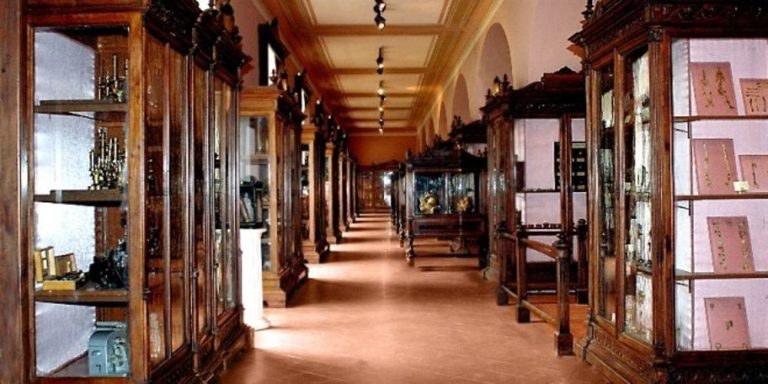 Visite straordinarie di sabato al Museo Anatomico dell’Università di Napoli Visite straordinarie di sabato al Museo Anatomico dell’Università di Napoli