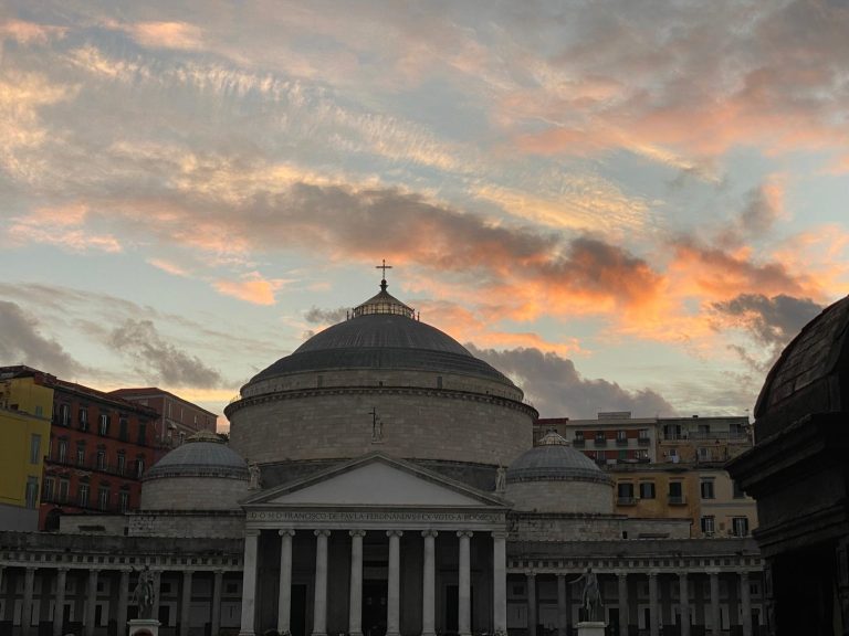 Cosa fare a Napoli durante la settimana dal 14 al 19 aprile 2025: il Lunedì di Napoli da Vivere Cosa fare a Napoli durante la settimana dal 14 al 19 aprile 2025: il Lunedì di Napoli da Vivere