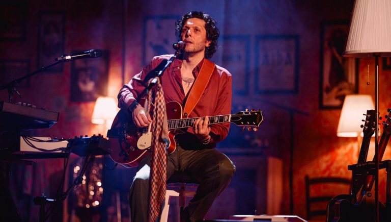 Ermal Meta in concerto domani al Bellini. Dal live al Primo Maggio con Noemi e BigMama Ermal Meta in concerto domani al Bellini. Dal live al Primo Maggio con Noemi e BigMama