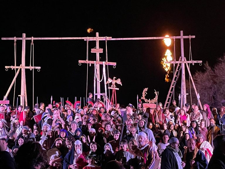 La spettacolare Via Crucis del Venerdì Santo e gli eventi di Pasqua a Forio d’Ischia