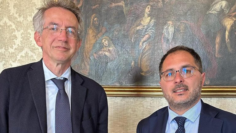Napoli, torna il Psi in consiglio comunale