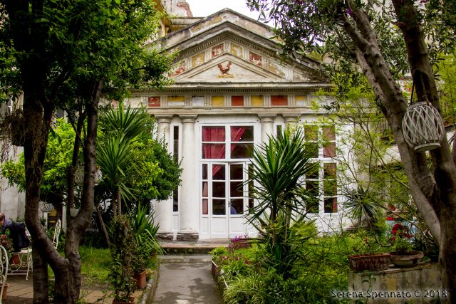 Amelie Experience: Viaggio nel Cuore di Napoli tra Musica, Teatro e Gusto a Palazzo Venezia