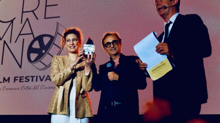 Successo per la serata di gala del Cremano Film Festival: riconoscimenti e anteprime d’autore