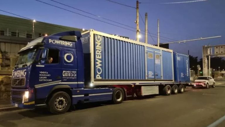 Blackout a Quarto, disagi per 42 mila cittadini senza energia elettrica da mezzogiorno Blackout a Quarto, disagi per 42 mila cittadini senza energia elettrica da mezzogiorno