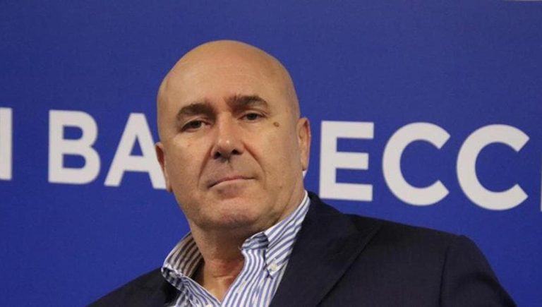 Campania, Bandecchi si candida alla presidenza con una lista autonoma. “Per chi produce ricchezza” Campania, Bandecchi si candida alla presidenza con una lista autonoma. “Per chi produce ricchezza”