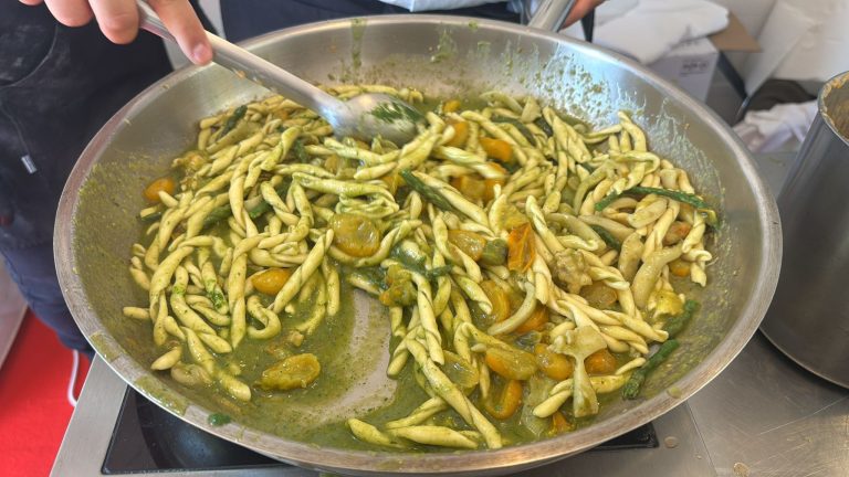 Marina di Camerota ospita Gusto Italia in Tour 2025: gastronomia, musica e artigianato Marina di Camerota ospita Gusto Italia in Tour 2025: gastronomia, musica e artigianato