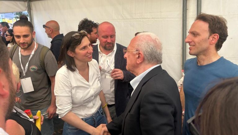 Regionali Campania, De Luca “sdogana” Fico ma chiede garanzie su liste, progetti e figlio