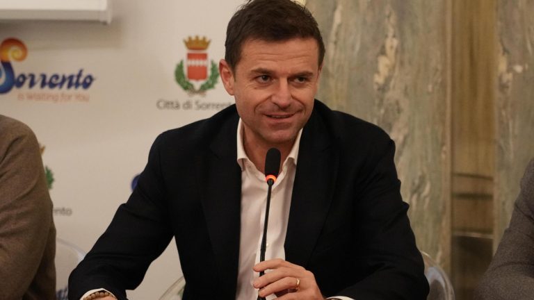 Tangenti a Sorrento, ascoltato il rappresentante dell’associazione-bancomat per l’ex sindaco Coppola