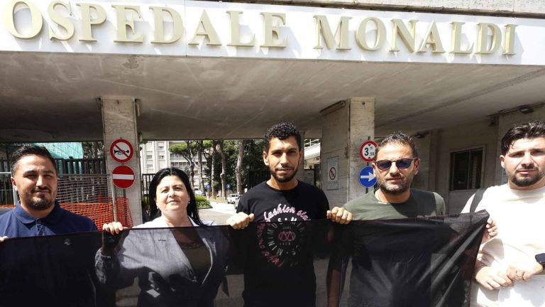 Gaza, il piccolo Rayan in cura al Monaldi: il bimbo di un anno sarà operato al cuore